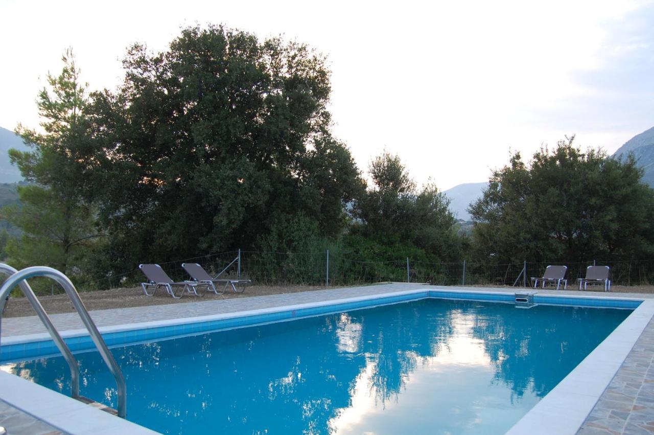 פורוס Blue Lagoon Villa מראה חיצוני תמונה